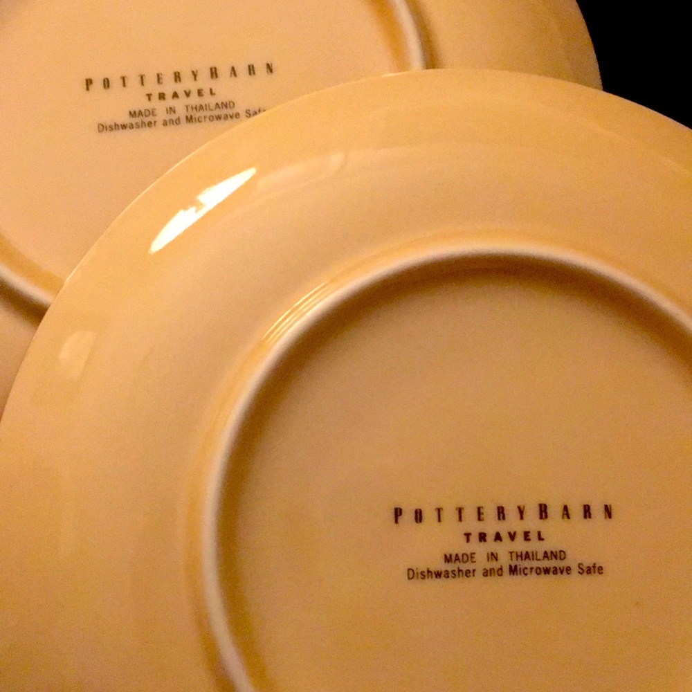 Set of 2 Pottery barn plates - Picture 6 of 6
